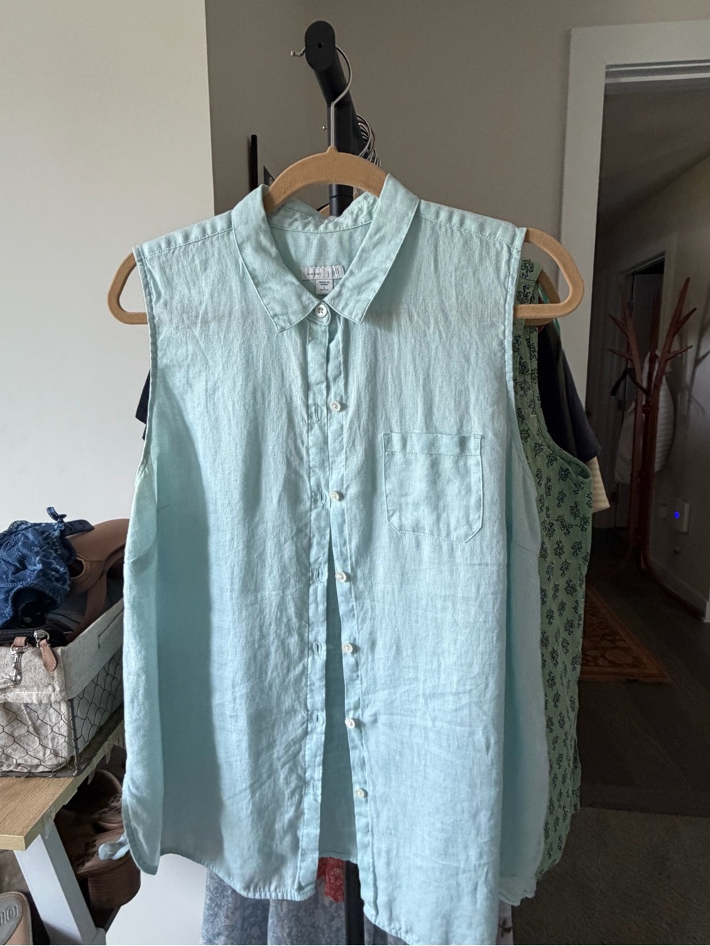J Jill Sleeveless Button-Front Linen Shirt LP- greenish blue